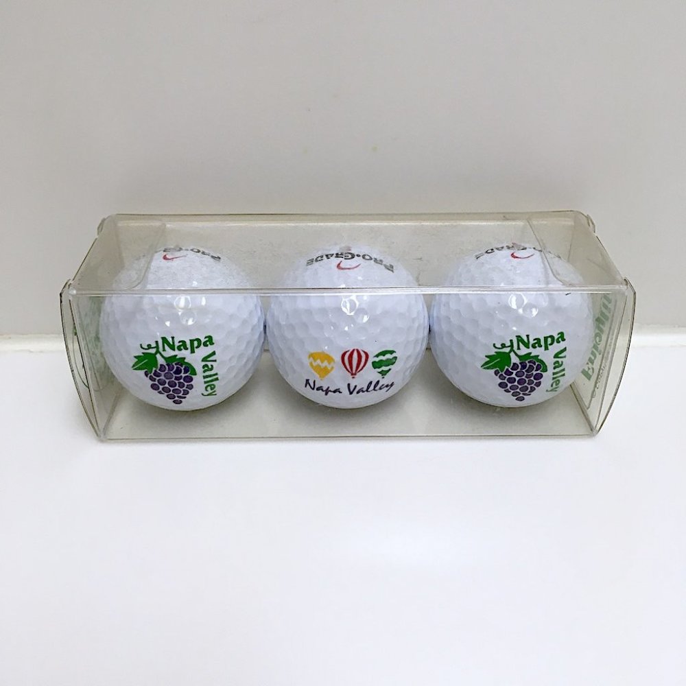 NWT Napa Valley Souvenir Golf Ball Set
